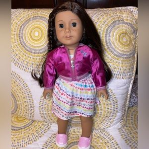 18” American girl doll with meet outfit and hairstyle
